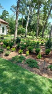 espinozalawnservice.com