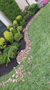 espinozalawnservice.com