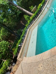 espinozalawnservice.com