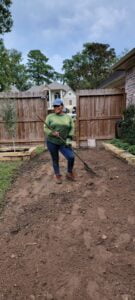 espinozalawnservice.com