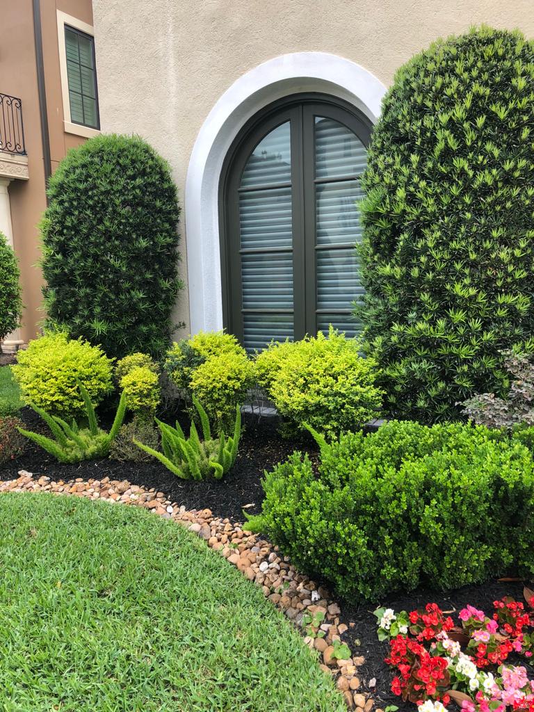 espinozalawnservice.com