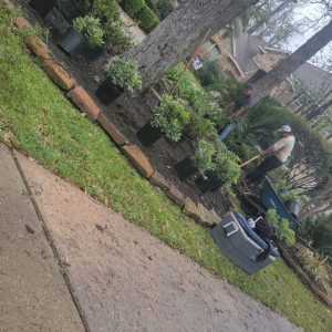 Espinoza’s Lawn Service espinozalawnservice.com