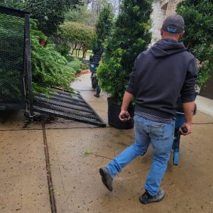 Espinoza’s Lawn Service espinozalawnservice.com