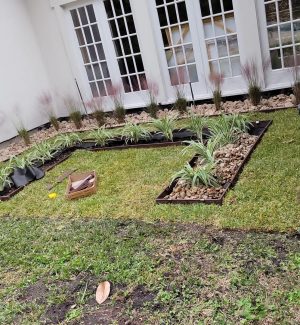 Espinoza’s Lawn Service landscaping the woodlands tx