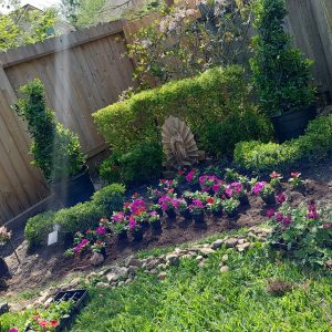 Espinoza’s Lawn Service espinozalawnservice.com
