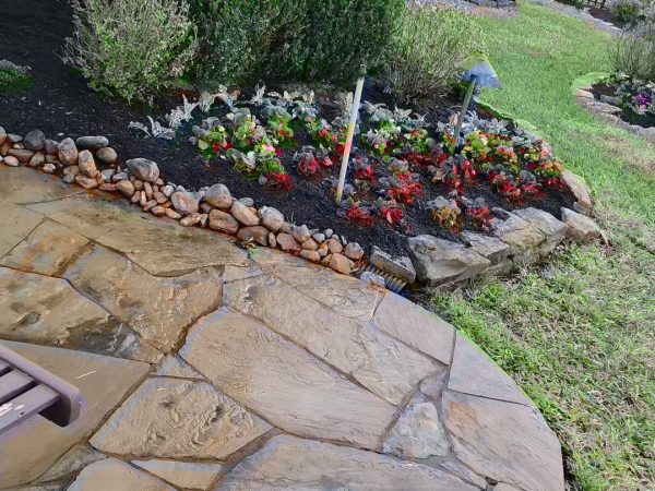 Espinoza’s Lawn Service www.espinozalawnservice.com